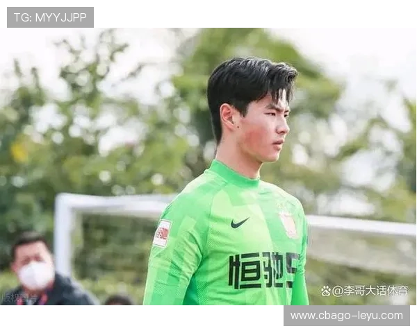 浙江队官宣签约霍深坪！前广州队门将加盟，2025赛季携手征战新征程